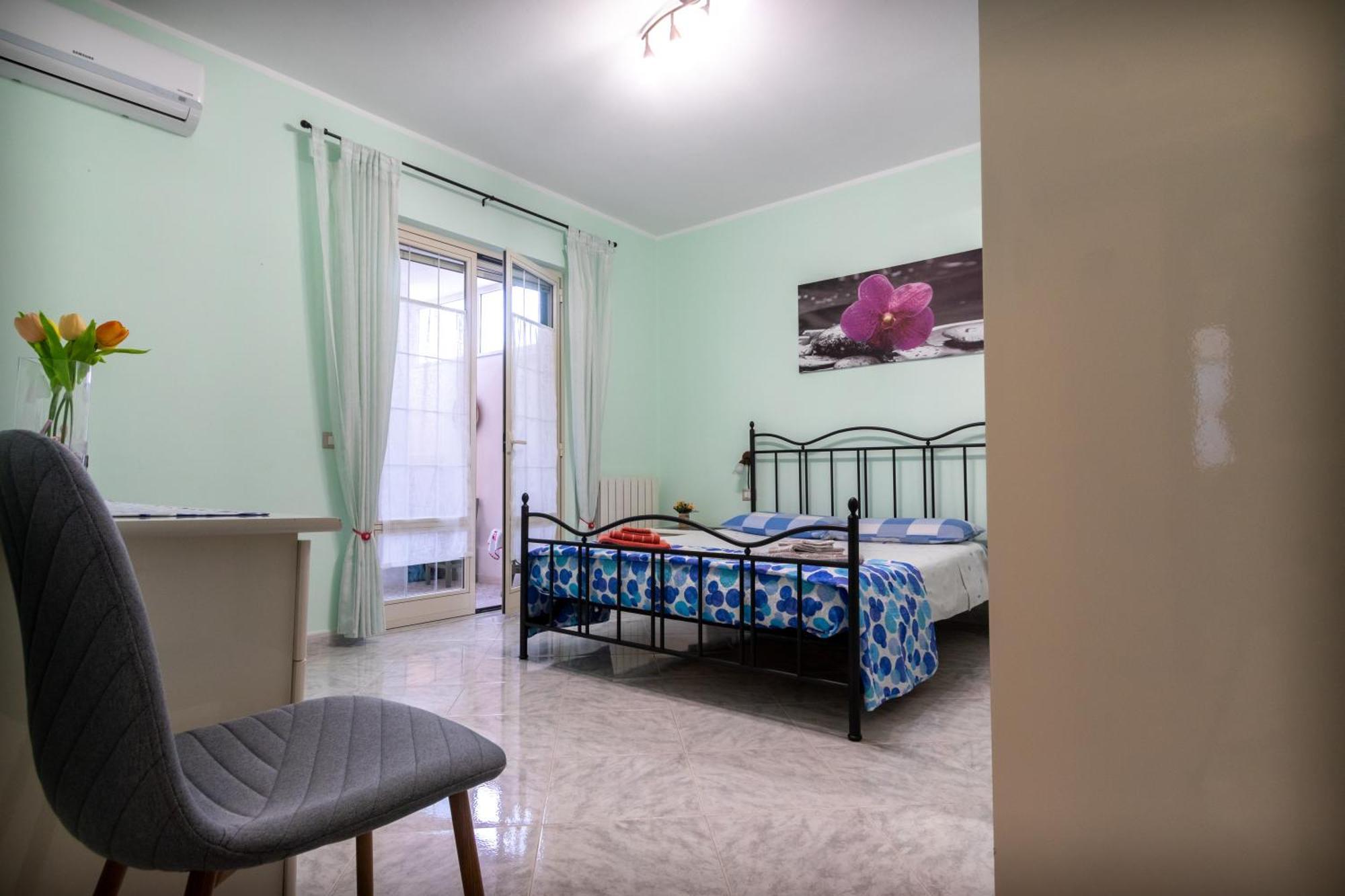 Casa Marcy Apartment Oristano Bagian luar foto